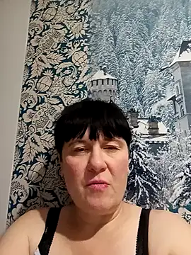 Snapshot of Qweeen00 chatting on 10-12-25, 03:24 Qweeen00 online show from 10-12-25, 03:24