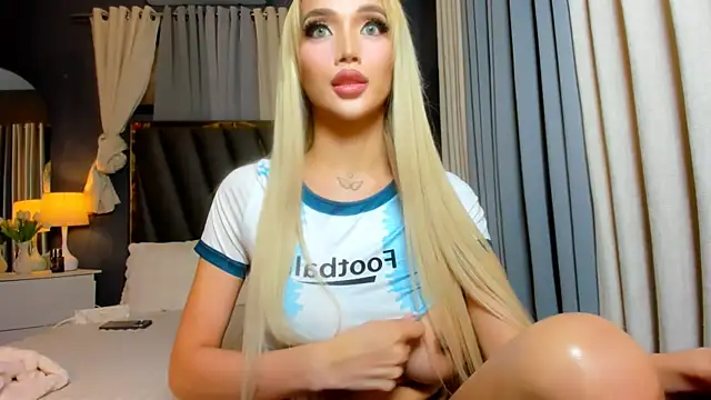KylieSonique online show from 06-03-26, 02:34