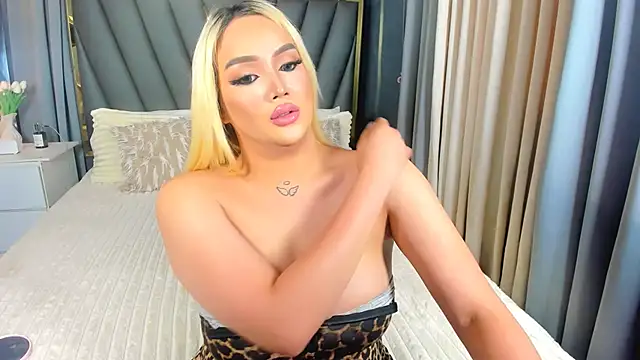 KylieSonique online show from 11-01-25, 03:57