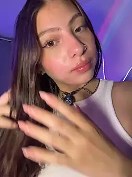 Snapshot of Dirty-Bunnyyy chatting on 07-17-26, 01:58 Dirty-Bunnyyy online show from 07-17-26, 01:58
