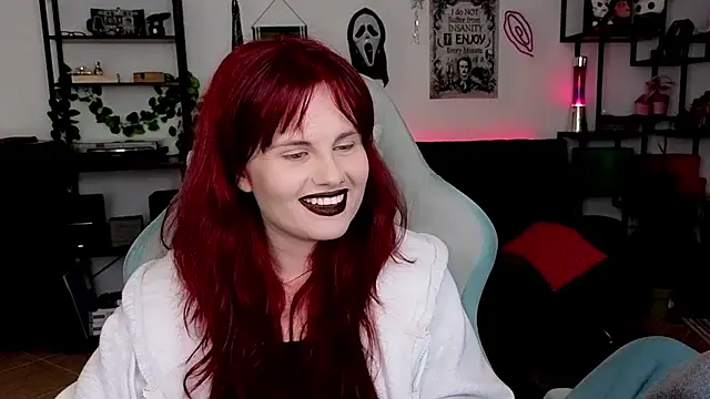 Della Ideal online show from 04-15-26, 07:58