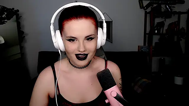 Della Ideal online show from 11-08-25, 06:00