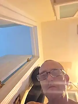 Snapshot of PornStro921 chatting on 07-19-26, 11:29 PornStro921 online show from 07-19-26, 11:29