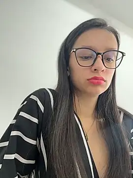 Soy Sara7 online show from 04-18-26, 12:40