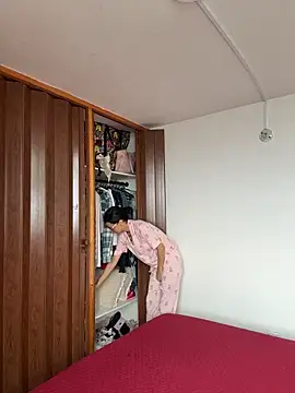 Soy Sara7 online show from 10-27-25, 01:34