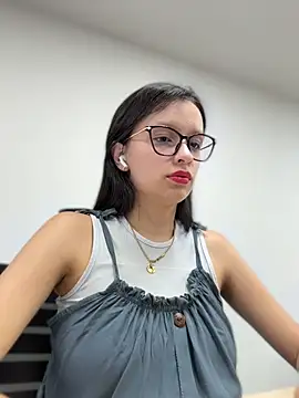 Soy Sara7 online show from 05-14-26, 05:10