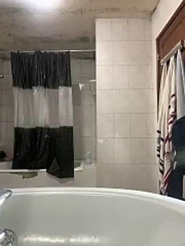 rogerdik76 online show from 02-10-26, 06:23