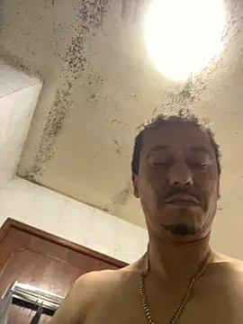 rogerdik76 online show from 03-29-26, 08:43