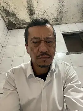 rogerdik76 online show from 03-19-26, 06:24