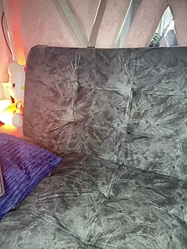 GirlPiscis online show from 03-10-25, 05:39