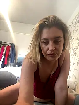 Busty-smiley-miley online show from 10-01-25, 10:09