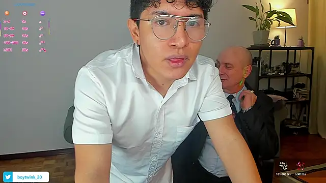 Snapshot of masterboy50 chatting on 02-07-26, 08:50 masterboy50 online show from 02-07-26, 08:50