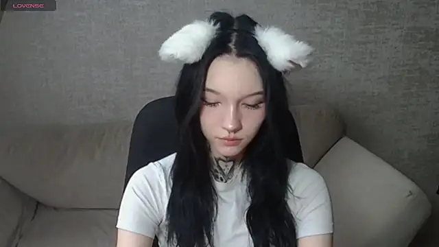 Snapshot of mefwhore chatting on 02-28-25, 03:26 mefwhore online show from 02-28-25, 03:26