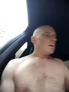 Snapshot of great_feeling chatting on 10-13-25, 04:08 great feeling online show from 10-13-25, 04:08