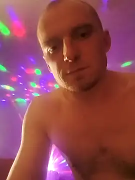 Snapshot of great_feeling chatting on 02-25-25, 08:21 great feeling online show from 02-25-25, 08:21