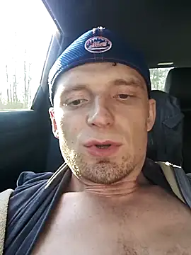 Snapshot of great_feeling chatting on 03-18-25, 03:01 great feeling online show from 03-18-25, 03:01