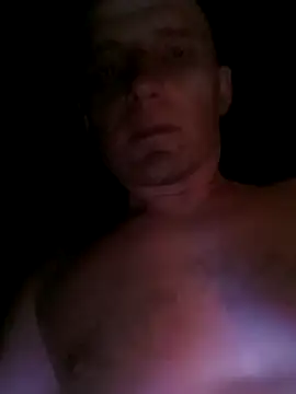 Snapshot of great_feeling chatting on 03-18-25, 09:43 great feeling online show from 03-18-25, 09:43