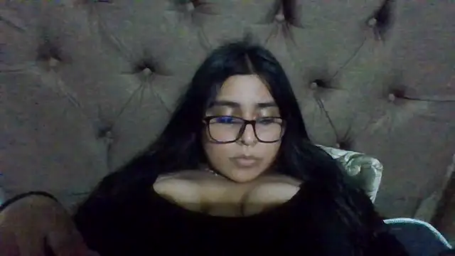 Snapshot of virginbrunette99 chatting on 03-15-25, 02:35 virginbrunette99 online show from 03-15-25, 02:35