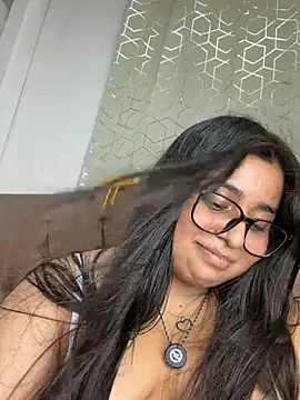 Snapshot of virginbrunette99 chatting on 06-29-26, 07:26 virginbrunette99 online show from 06-29-26, 07:26