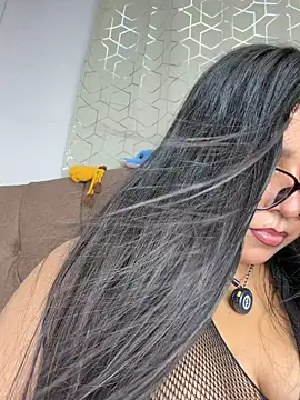 Snapshot of virginbrunette99 chatting on 06-17-26, 05:51 virginbrunette99 online show from 06-17-26, 05:51