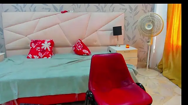 SexyPamela69 online show from 09-10-25, 01:54