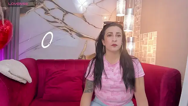 Bella williamss  online show from 11-08-25, 07:50