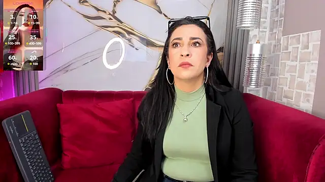 Bella williamss  online show from 10-30-25, 08:50