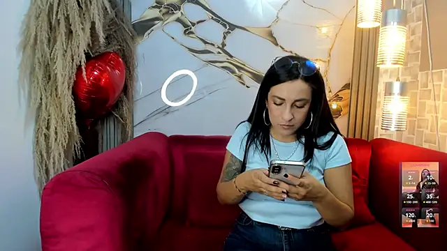 Bella williamss  online show from 05-14-26, 07:55