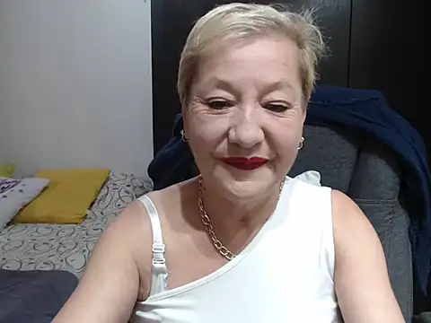 Snapshot of MisteriosaX chatting on 03-19-26, 08:42 MisteriosaX online show from 03-19-26, 08:42