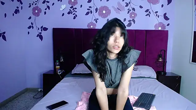 nathalya summer online show from 03-20-25, 08:19