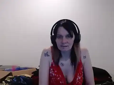 Hotmodel1984 online show from 05-21-26, 06:27