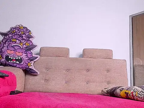 LOGAN DRAKE online show from 11-09-25, 03:10