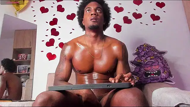 LOGAN DRAKE online show from 03-19-26, 04:34