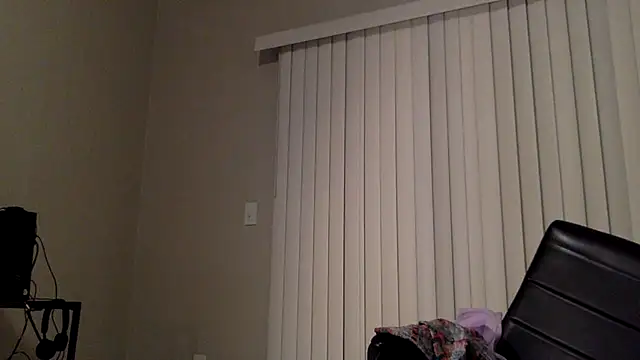 Snapshot of hissexdoll chatting on 11-04-25, 05:22 hissexdoll online show from 11-04-25, 05:22