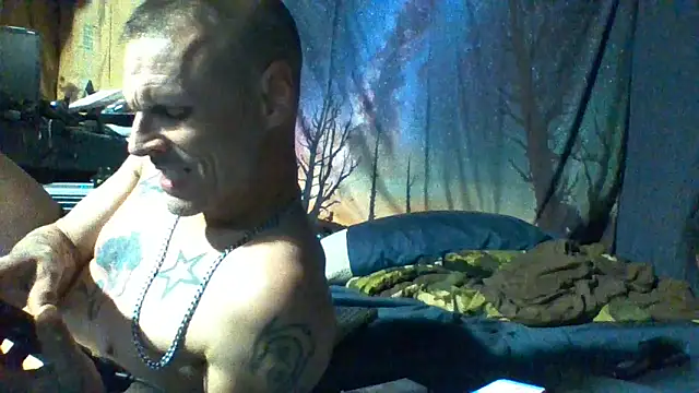 SillyRabbitz online show from 03-27-26, 07:06