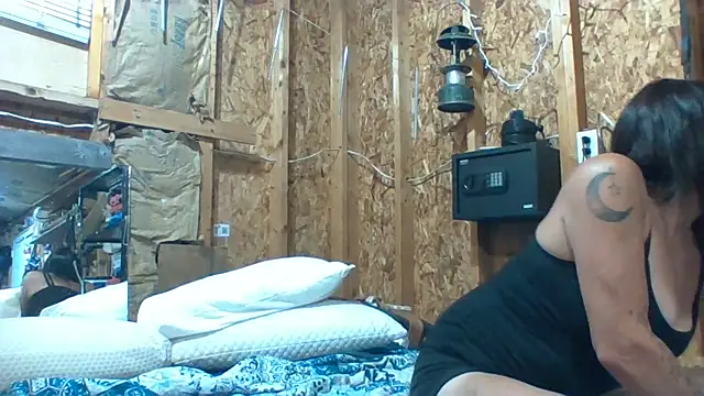 SillyRabbitz online show from 09-12-25, 07:46