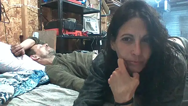 SillyRabbitz online show from 10-15-25, 08:55