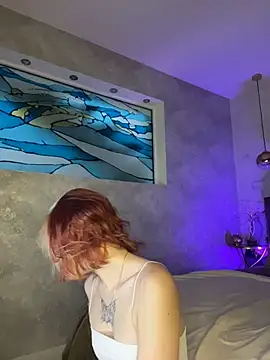 Snapshot of MeryWeaver chatting on 11-01-25, 07:02 MeryWeaver online show from 11-01-25, 07:02