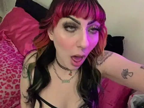 ChrryFoxx online show from 02-11-26, 12:16