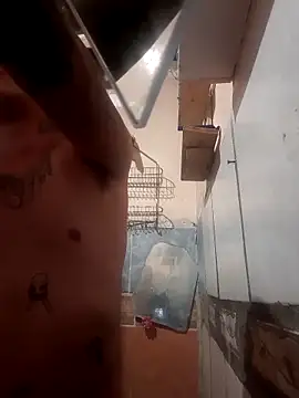 Snapshot of Elcabezhupas97 chatting on 10-19-25, 05:43 Elcabezhupas97 online show from 10-19-25, 05:43