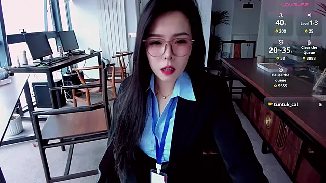 xixiya888 online show from 11-10-25, 12:15