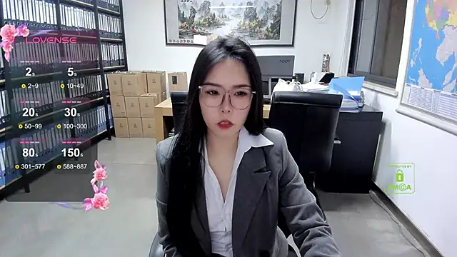 Snapshot of xixiya888 chatting on 10-09-25, 01:28 xixiya888 online show from 10-09-25, 01:28