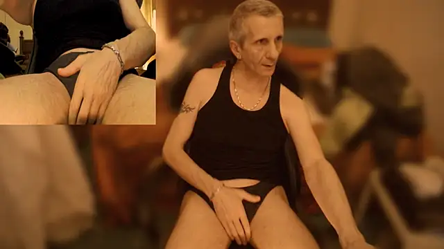 maxdaddy690 online show from 01-18-25, 11:22