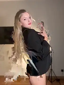 AngelicaaHeaven online show from 10-18-25, 10:01