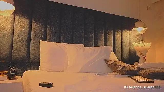 Ariannaa Suarez1 online show from 12-15-25, 07:52