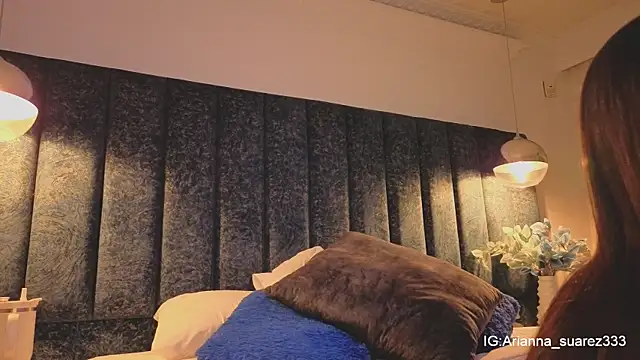 Ariannaa Suarez1 online show from 01-10-26, 04:57