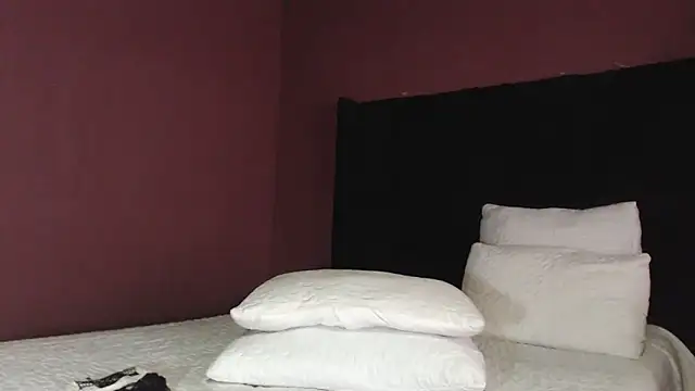 xMiAmor online show from 12-21-25, 07:54