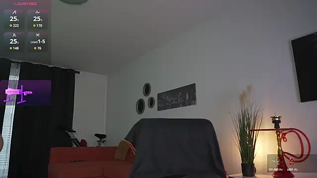Jessi Q online show from 09-26-25, 05:25