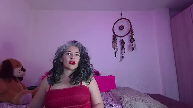 Victoria Lover online show from 11-02-25, 03:11