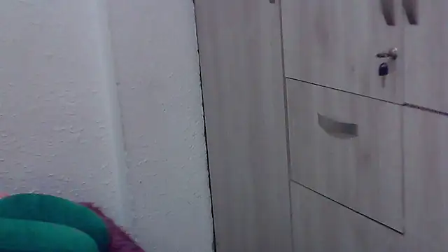 Snapshot of Victoria_Lover chatting on 03-03-25, 11:56 Victoria Lover online show from 03-03-25, 11:56